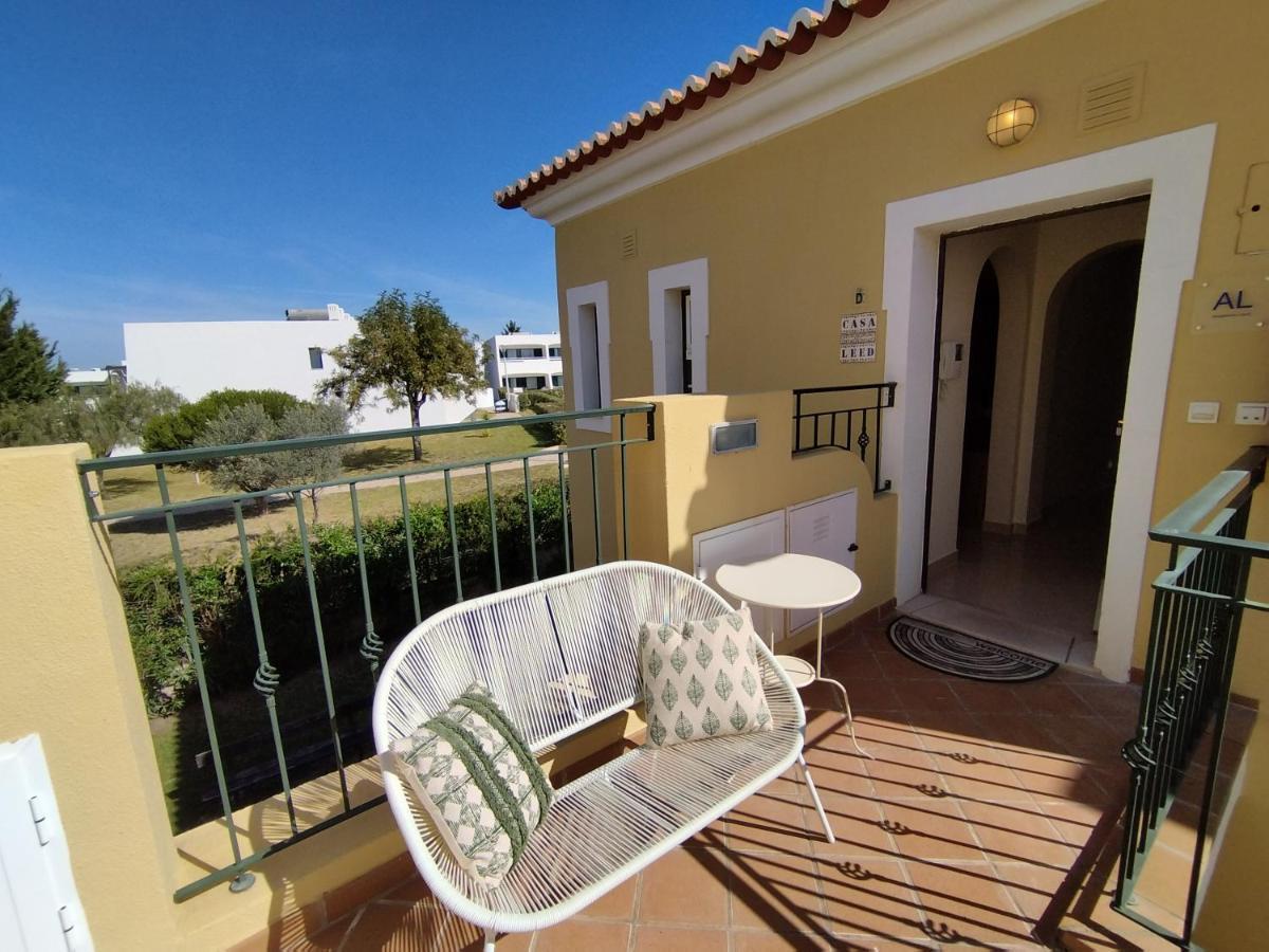 1d Areias De Porches, Pool & A/c - Casas & Papeis * Armacao de Pera
